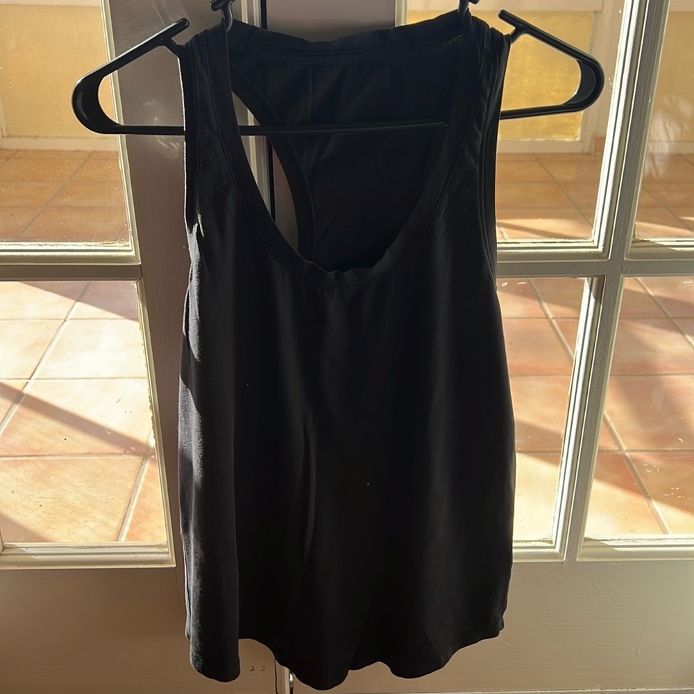 Lululemon black tank top